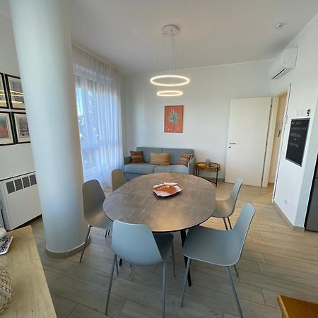 Caprice 2.0 Apartment Пескиера дел Гарда Екстериор снимка