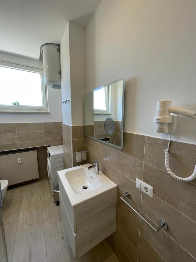 Caprice 2.0 Apartment Пескиера дел Гарда Екстериор снимка